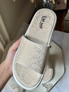 Soft Peachy Slides