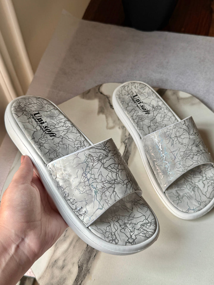 Soft Cloud Slides